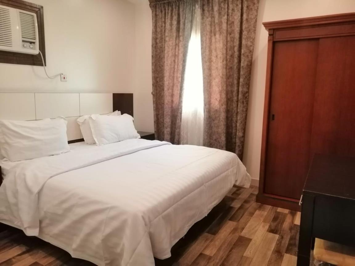 Апарт отель Loaloat Al Khobar 2 Furnished Units Экстерьер фото